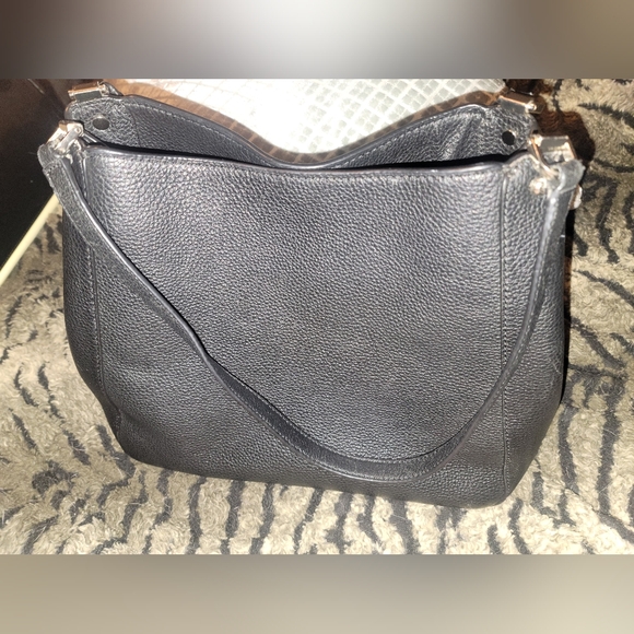 KATE SPADE LEILA MEDIUM TRIPLE COMPARTMENT SHOULDER BAG BLACK LEATHER PURSE - Picture 2 of 10